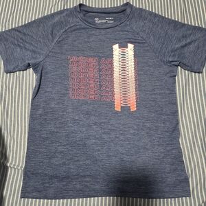 Girls Youth Loose Heatgear Under‎ Armour T-Shirt Size Large